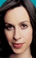 Alanis Morissette - bio and intersting facts about personal life.
