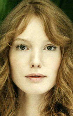 Alicia Witt - bio and intersting facts about personal life.