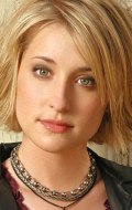 Allison Mack - bio and intersting facts about personal life.