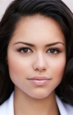 Alyssa Diaz - bio and intersting facts about personal life.