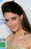 Amelia Vega - bio and intersting facts about personal life.
