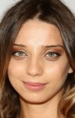 Angela Sarafyan - bio and intersting facts about personal life.