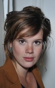 Anna Raadsveld - bio and intersting facts about personal life.