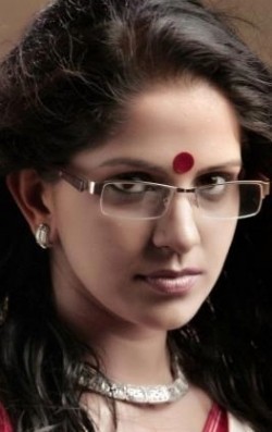 Recent Aparna Nair pictures.