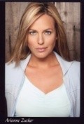Arianne Zucker - bio and intersting facts about personal life.
