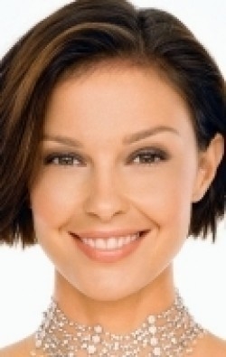 Ashley Judd - bio and intersting facts about personal life.