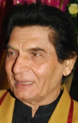 Asrani - bio and intersting facts about personal life.