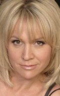 Barbara Alyn Woods - bio and intersting facts about personal life.
