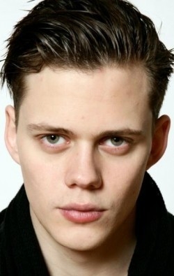 Bill Skarsgard - bio and intersting facts about personal life.
