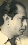Bimal Roy - bio and intersting facts about personal life.