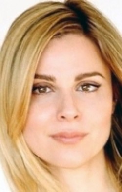 Cara Buono - bio and intersting facts about personal life.