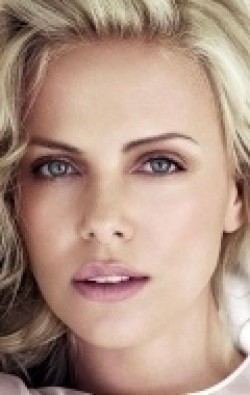 Charlize Theron - wallpapers.