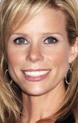 Cheryl Hines - bio and intersting facts about personal life.