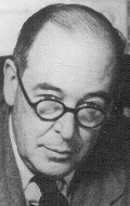 C.S. Lewis - bio and intersting facts about personal life.