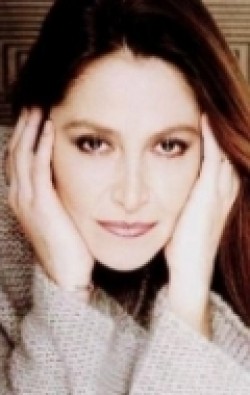 Daniela Romo - bio and intersting facts about personal life.