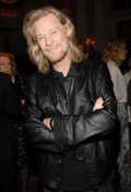 Recent Daryl Hall pictures.