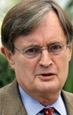 David McCallum - bio and intersting facts about personal life.