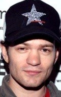 Deryck Whibley - bio and intersting facts about personal life.