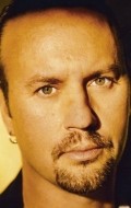 Desmond Child - bio and intersting facts about personal life.