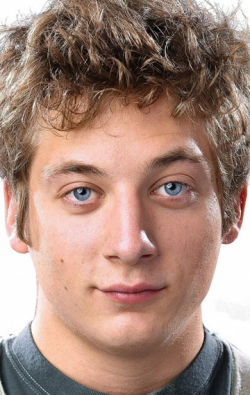 Jeremy Allen White - bio and intersting facts about personal life.