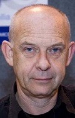 Doug Bradley - bio and intersting facts about personal life.