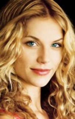 Ellen Hollman - bio and intersting facts about personal life.