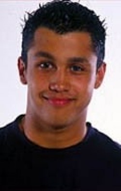 Erik-Michael Estrada - bio and intersting facts about personal life.