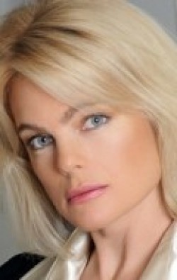 All best and recent Erika Eleniak pictures.