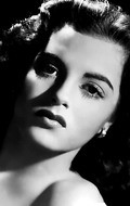 Faith Domergue - bio and intersting facts about personal life.