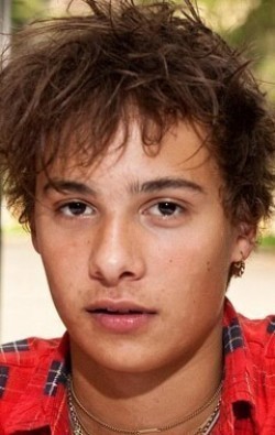 Frank Dillane - bio and intersting facts about personal life.