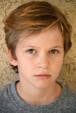 Gabriel Bateman - bio and intersting facts about personal life.