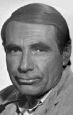 Gary Merrill - bio and intersting facts about personal life.