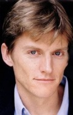 Gideon Emery - bio and intersting facts about personal life.