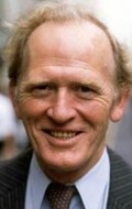 Gordon Jackson - bio and intersting facts about personal life.
