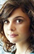 Gwyneth Keyworth - bio and intersting facts about personal life.