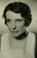 Actress Hanna Ralph, filmography.