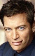 All best and recent Harry Connick Jr. pictures.