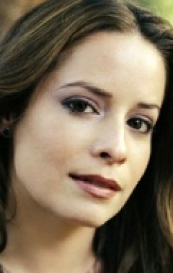 Recent Holly Marie Combs pictures.