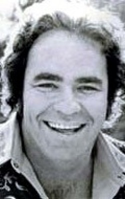 Hoyt Axton - bio and intersting facts about personal life.