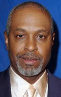 James Pickens Jr. - bio and intersting facts about personal life.