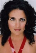 Jenni Pulos - bio and intersting facts about personal life.