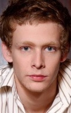 Johnny Lewis - bio and intersting facts about personal life.