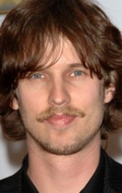 Jon Heder - bio and intersting facts about personal life.
