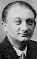 Joseph Roth - bio and intersting facts about personal life.