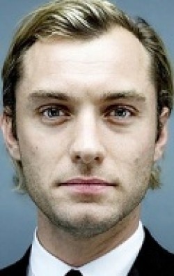 Jude Law - bio and intersting facts about personal life.