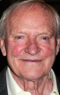 Julian Glover - bio and intersting facts about personal life.