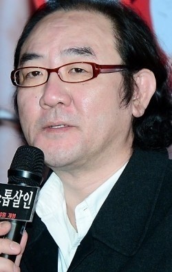 Recent Kim Hong-pa pictures.