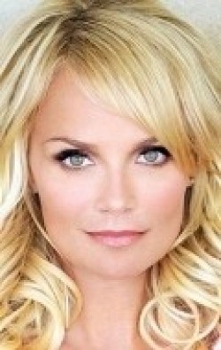 Kristin Chenoweth - bio and intersting facts about personal life.
