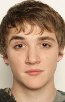 Kyle Gallner - bio and intersting facts about personal life.