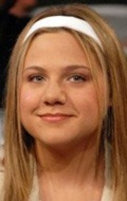Lauren Collins - bio and intersting facts about personal life.